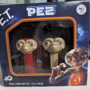 E.T. PEZ Dispenser Set